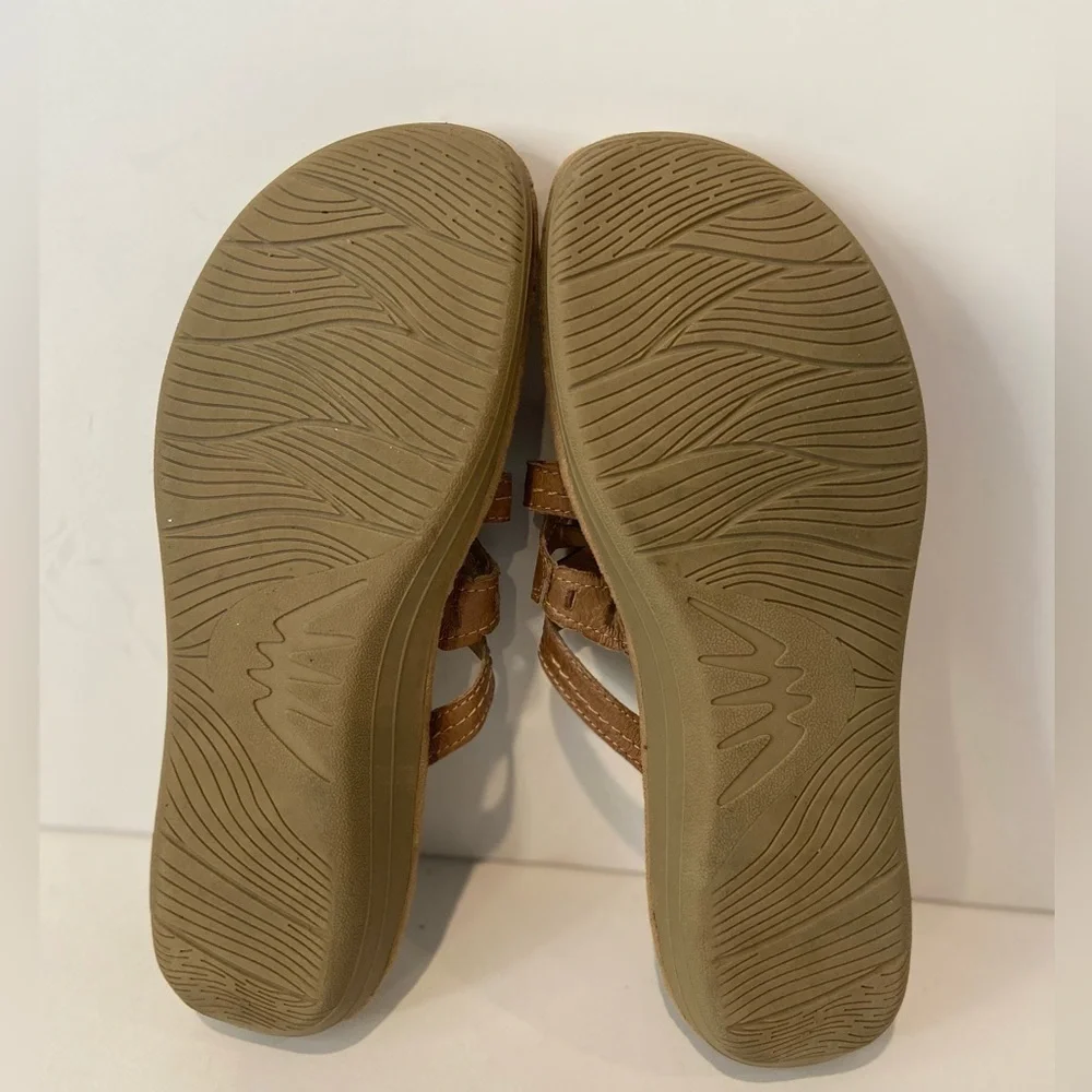 Michel Meynard~Comfy~Tan Leather~Cut-Out Triple Strap~Thong Wedge Sandal~Size 10 - Picture 11 of 12